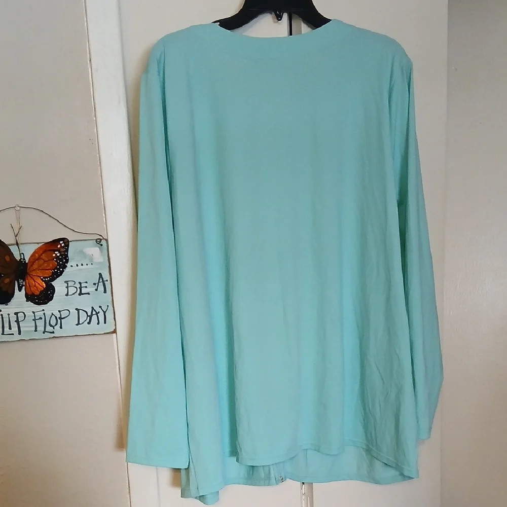 Elegant Light Blue Zip Up Shirt - Picture 3 of 4